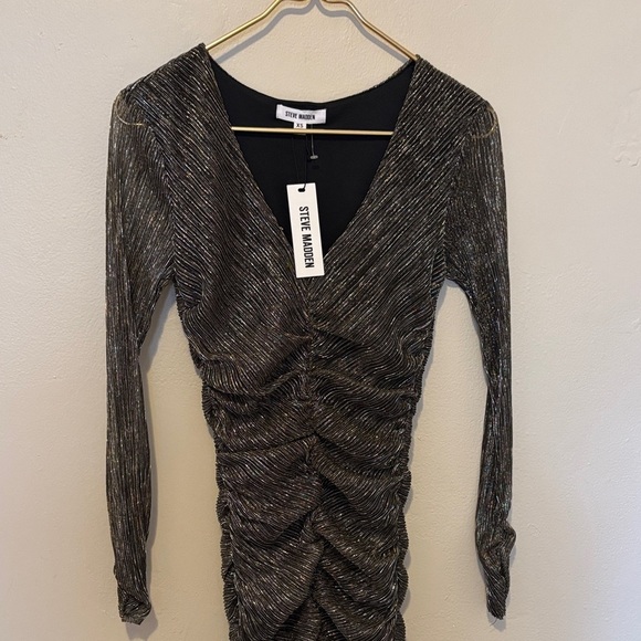 Steve Madden Black and Gold Long Sleeve Dress - Picture 3 of 4
